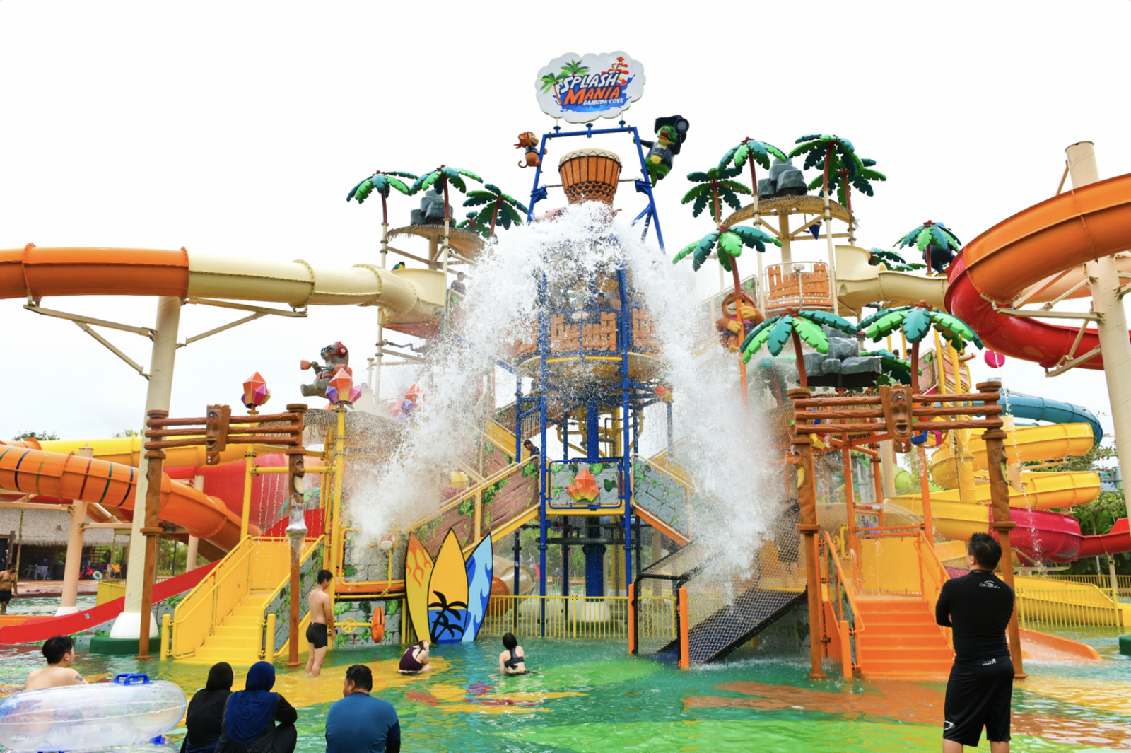 how to book group travel